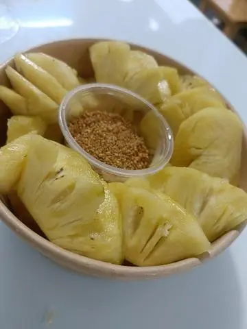 Hình ảnh Thơm kèm muối tôm _ 1 hộp