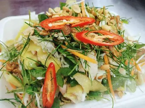 Hình ảnh Gỏi gà 1/2 con gà
