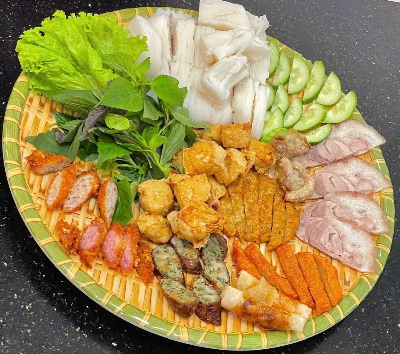 Hình ảnh Bún Đậu Thập Cẩm ( Đặc Biệt ) 2 người + 1 Trà Tắc 