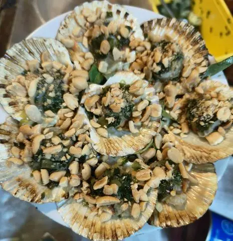 Hình ảnh Sò điệp nướng mỡ hành