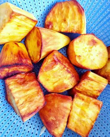 Hình ảnh Khoai Lang Thêm 