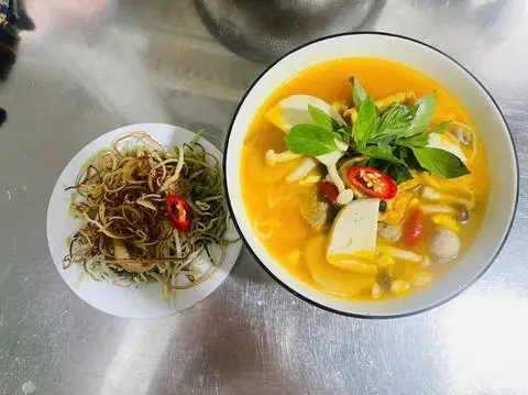 Hình ảnh Bún riêu chay