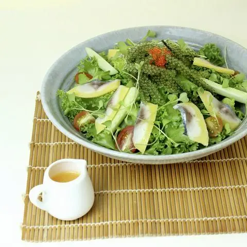 Hình ảnh SALAD CÁ TRÍCH ÉP TRỨNG