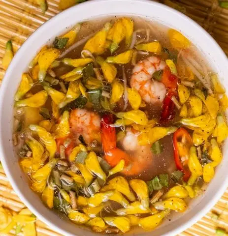 Hình ảnh Canh Chua Bông Điên Điển Nấu Tôm