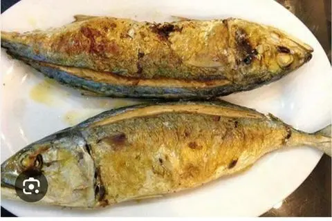 Hình ảnh Cơm cá hấp chiên 