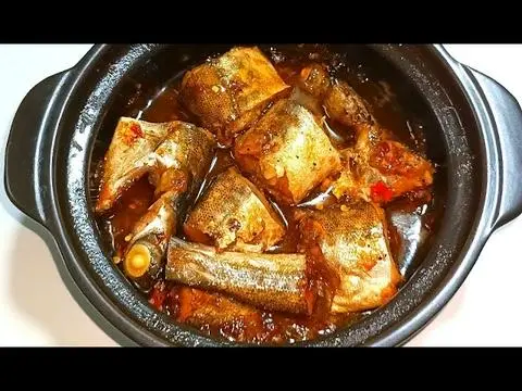 Hình ảnh Cơm Cá Nhồng Kho Tiêu