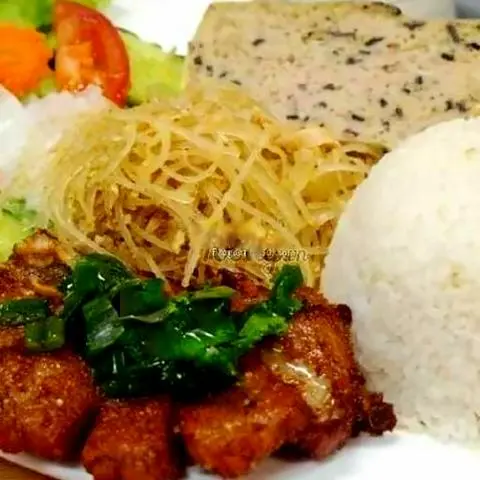 Hình ảnh Cơm sườn bì - Sâm Mía Lau 321 Diệp Lâm