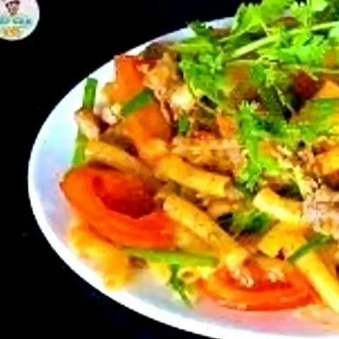 Hình ảnh Nui đùi gà xối mỡ