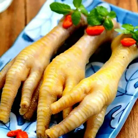 Hình ảnh Chân Gà Luộc 5 Cái