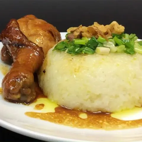 Hình ảnh xôi đùi gà chiên