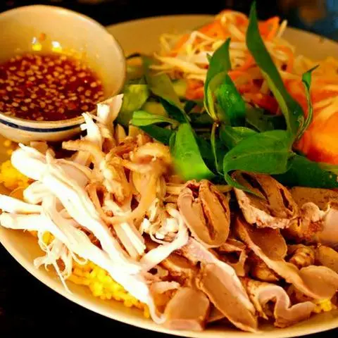 Hình ảnh Cơm gà xé lòng