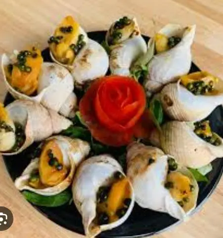 Hình ảnh Ốc bulot nướng sốt tiêu xanh