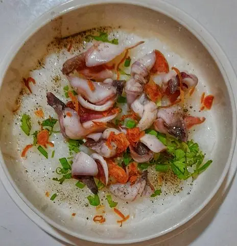 Hình ảnh Cháo mực thịt bằm( size lớn)