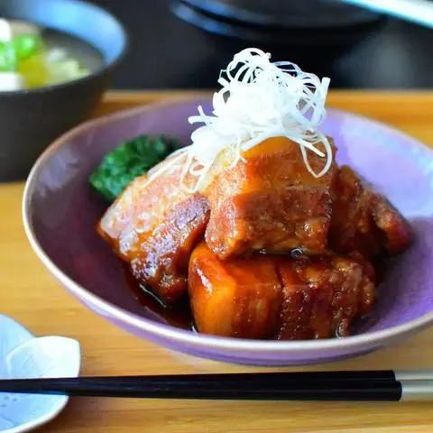 Hình ảnh Butakakuni- Thịt ba chỉ kho kiểu Kakuni kèm cơm