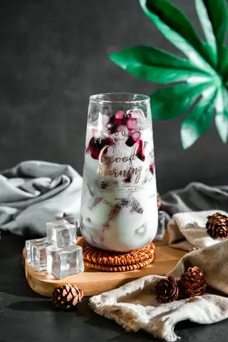 Hình ảnh Sữa chua việt quất