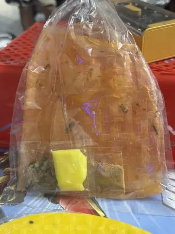 Hình ảnh 5 gói bánh tráng bơ