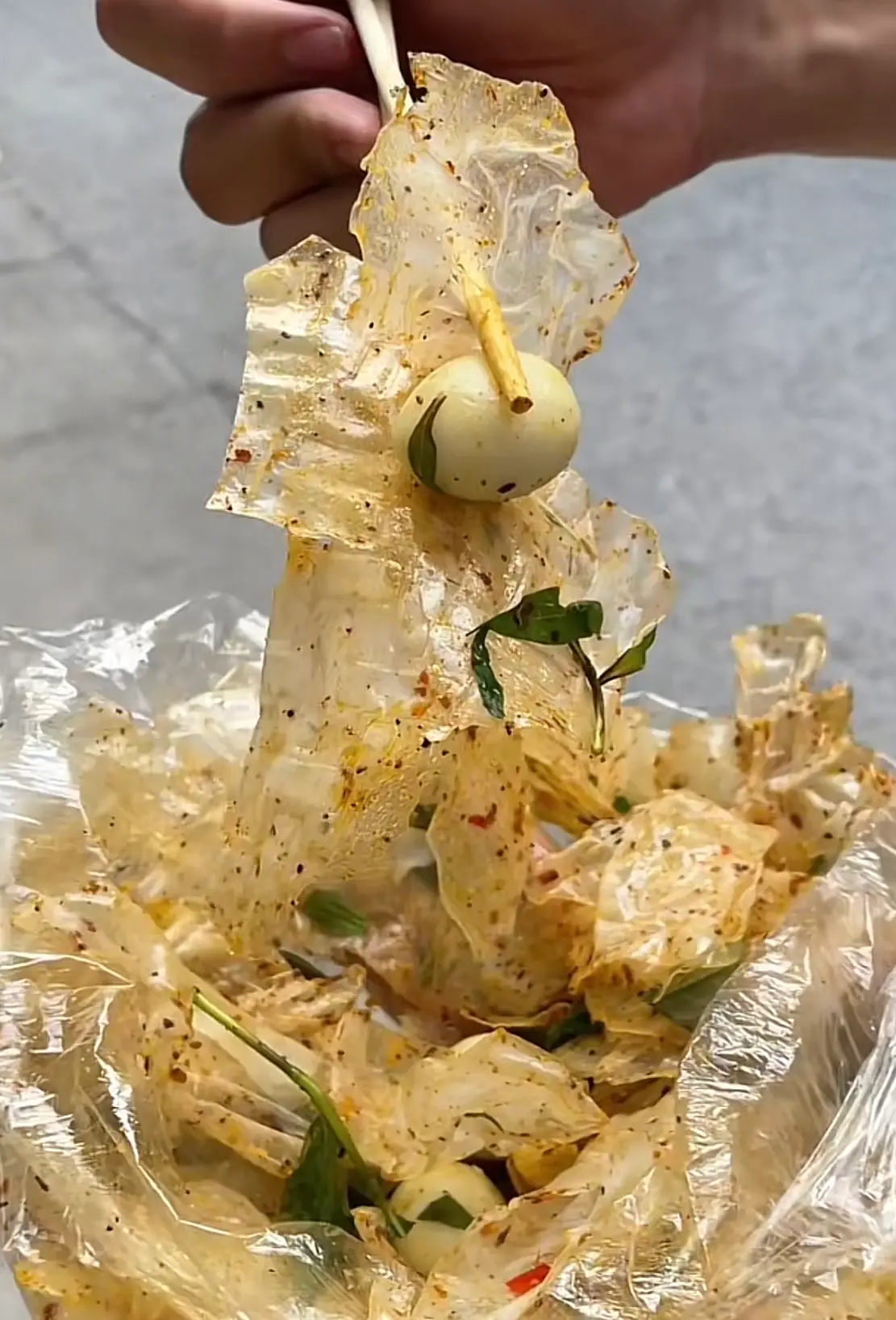 Hình ảnh bánh tráng muối Nguyễn