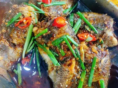 Hình ảnh Cá rô kho tộ
