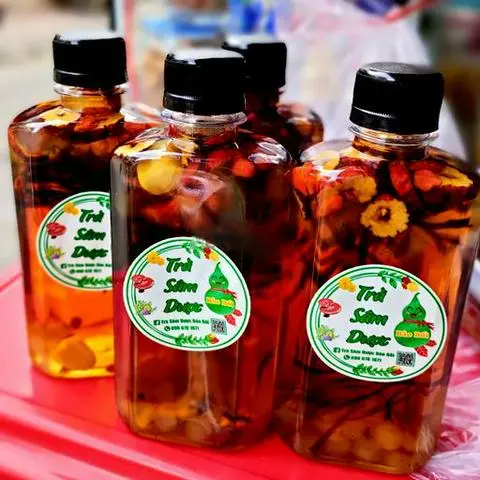 Hình ảnh Sâm Bông Cúc Táo Đỏ-Full Topping ( Chai) 
