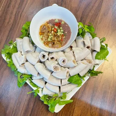 Hình ảnh Phèo non cuống họng luộc 