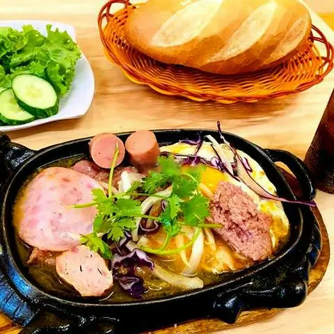 Hình ảnh BITTET trứng - xúc xích