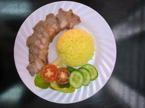 Hình ảnh Cơm thịt luộc / ngâm mắm