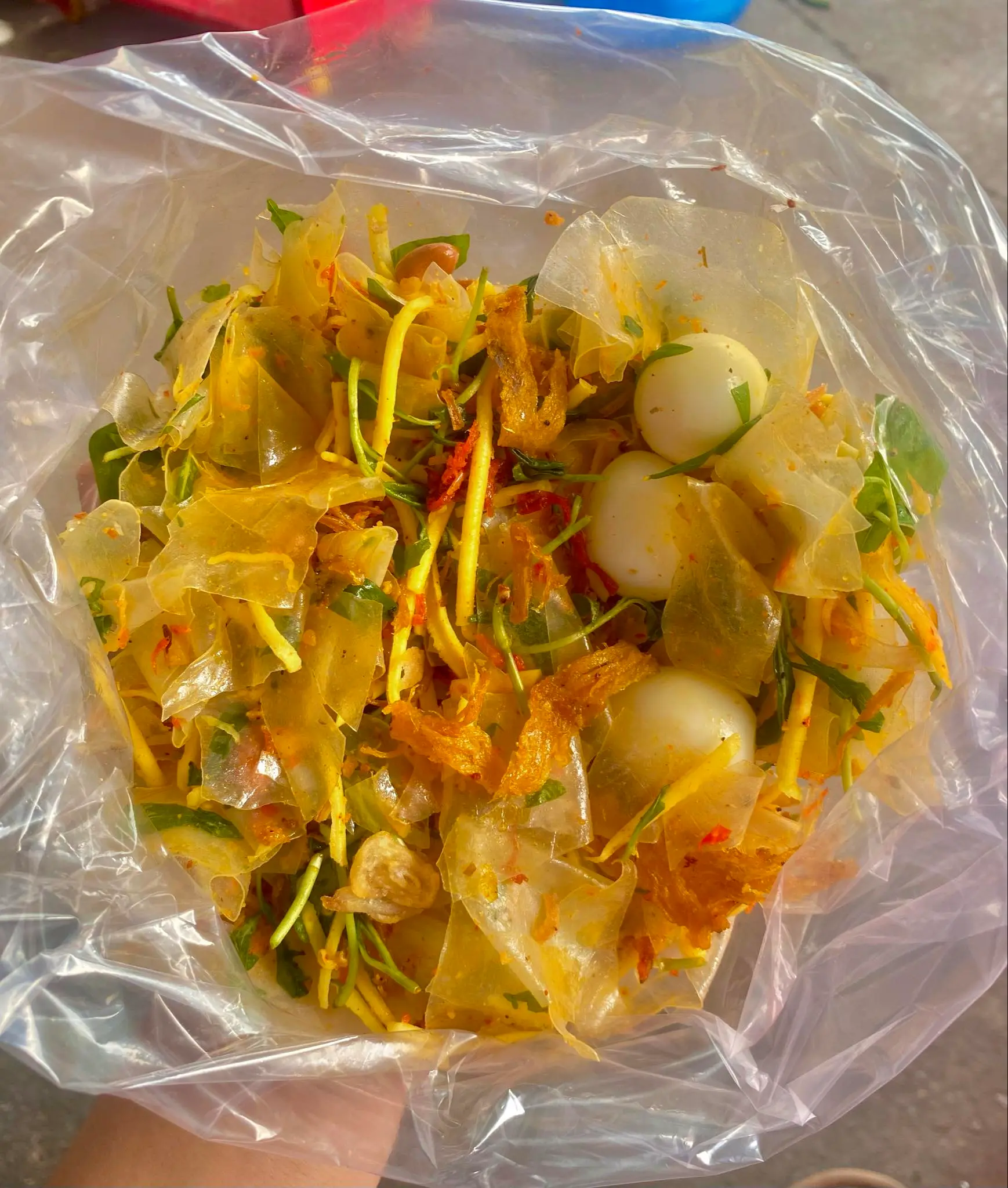 Hình ảnh Bánh Tráng Trộn Phơi Sương Nhỏ