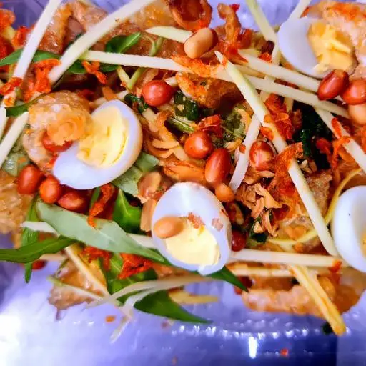 Hình ảnh Bánh Tráng Trộn Da Heo Cháy Tỏi