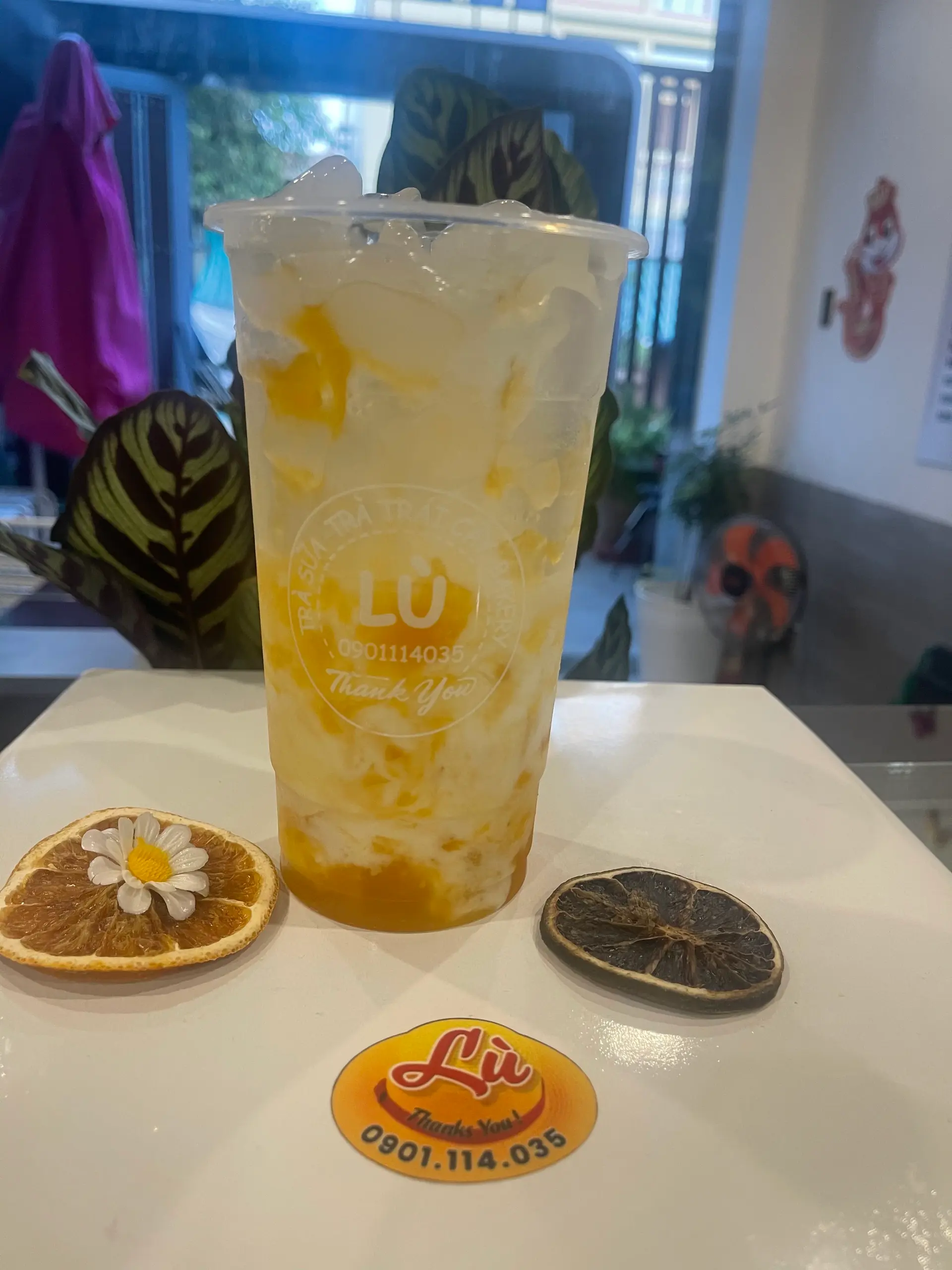 Hình ảnh Sữa chua xoài thơm đác