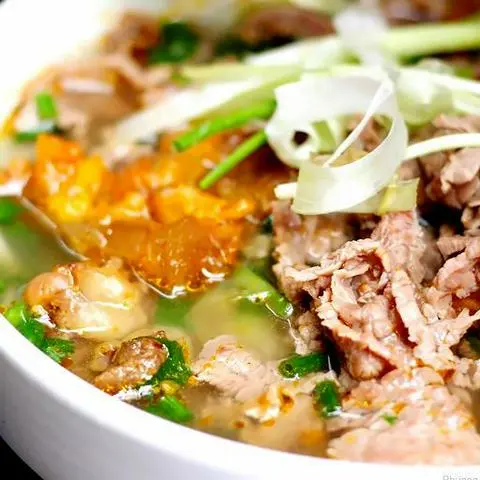 Hình ảnh Bún bò tái - gân - nạm