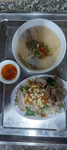 Hình ảnh 2 cháo gỏi 2 người ăn