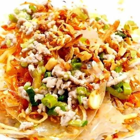 Hình ảnh Bánh Tráng Trộn Thịt Bằm Tóp Mỡ
