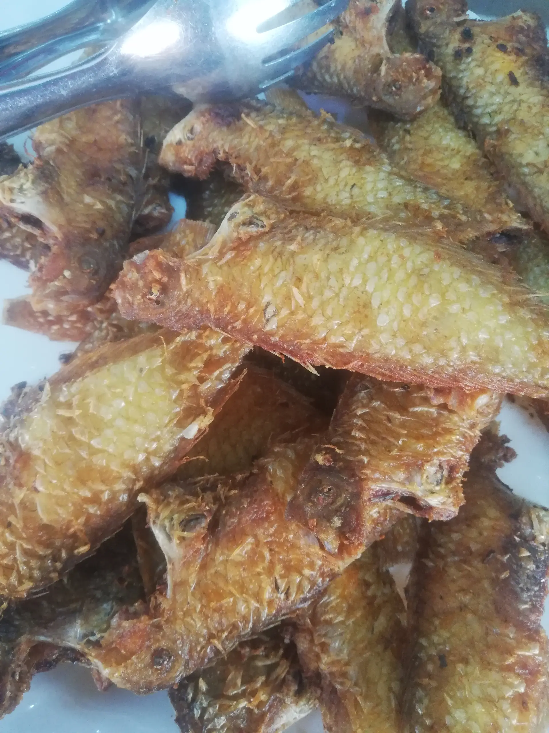 Hình ảnh Cơm cá mó chiên tỏi