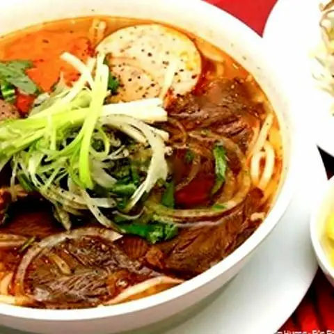 Hình ảnh Bún bò nạm - gân - giò