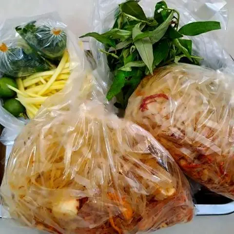 Hình ảnh Bánh tráng tự trộn thập cẩm