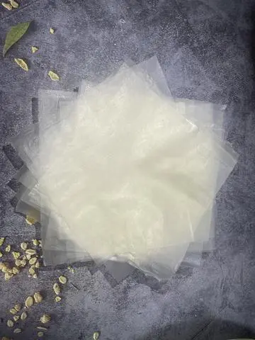 Hình ảnh Bánh tráng cuốn thêm