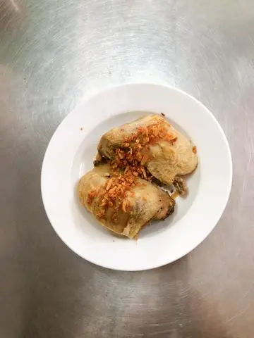 Hình ảnh Gà mắm tỏi thêm