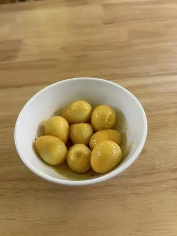 Hình ảnh Chén nhân Trứng cút
