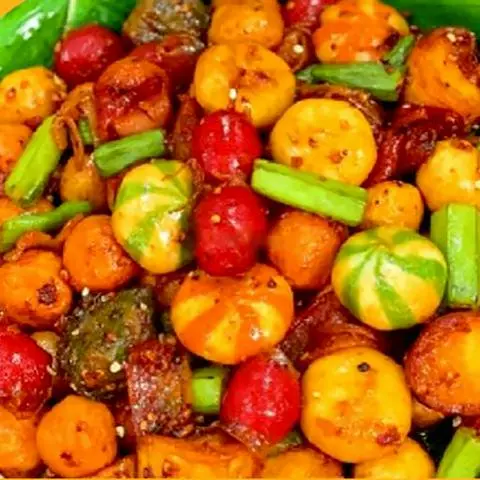 Hình ảnh Combo viên chiên sốt cay
