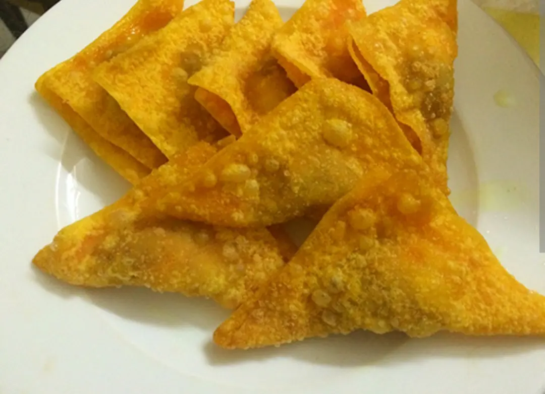 Hình ảnh 10 hoành thánh chiên giòn 