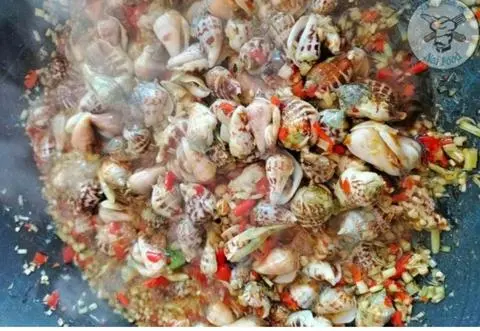 Hình ảnh Ốc nhảy xào sả ớt