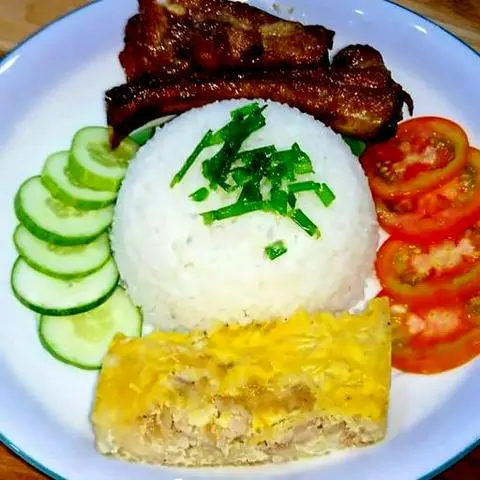Hình ảnh Cơm sườn chả