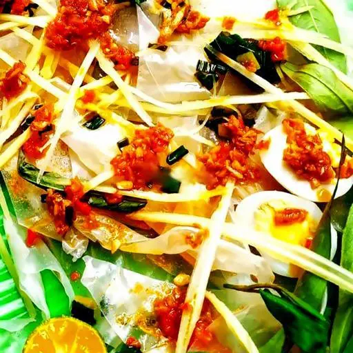 Hình ảnh Bánh tráng phơi sương trộn sa tế