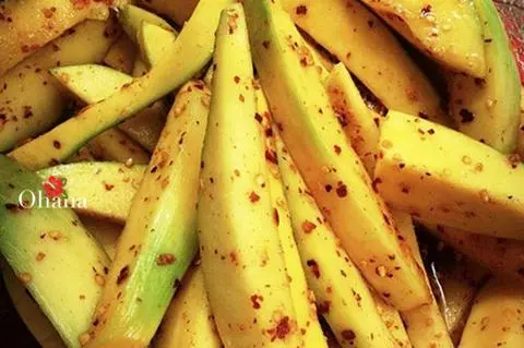 Hình ảnh Xoài lắc muối ớt ( khuyến mãi)