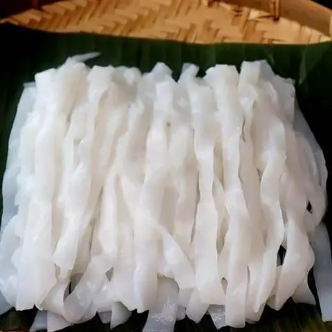 Hình ảnh Bánh phở thêm