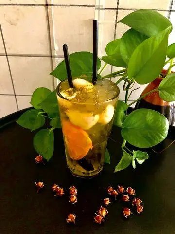 Hình ảnh Trà vải hạt chia