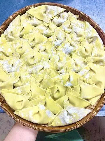 Hình ảnh hoành thánh chiên ( 10 cái )
