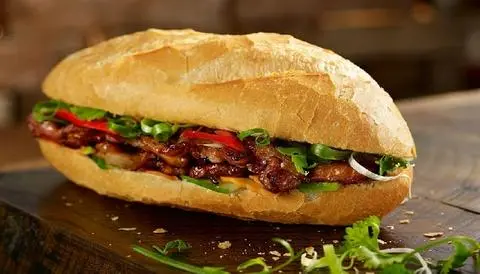 Hình ảnh 2 Bánh mì bò trứng kèm 2 ly coca