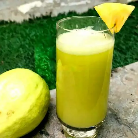 Hình ảnh Nước ép thơm ổi
