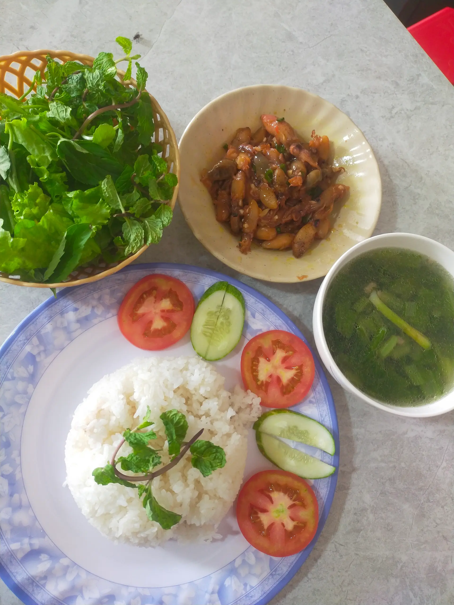 Hình ảnh Cơm mực rim mắm